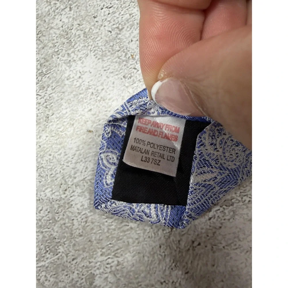 Taylor & Wright Polyester Tie Mens One Size Blue Paisley‎ Made In China Necktie